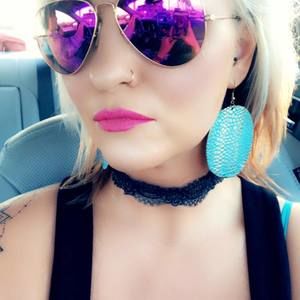 Meet your Posher, Jessica